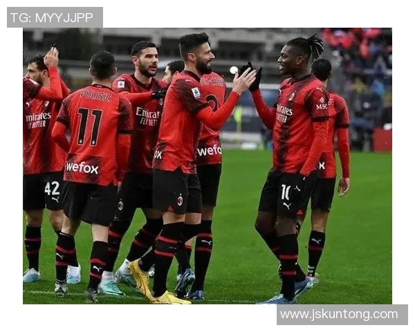 杭州足球队的默契配合与战术解析：助力球队崛起的关键因素探讨